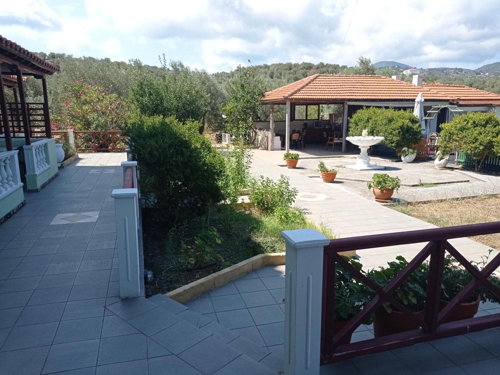 Alexandros Rooms & Studios Skopelos Buitenkant foto